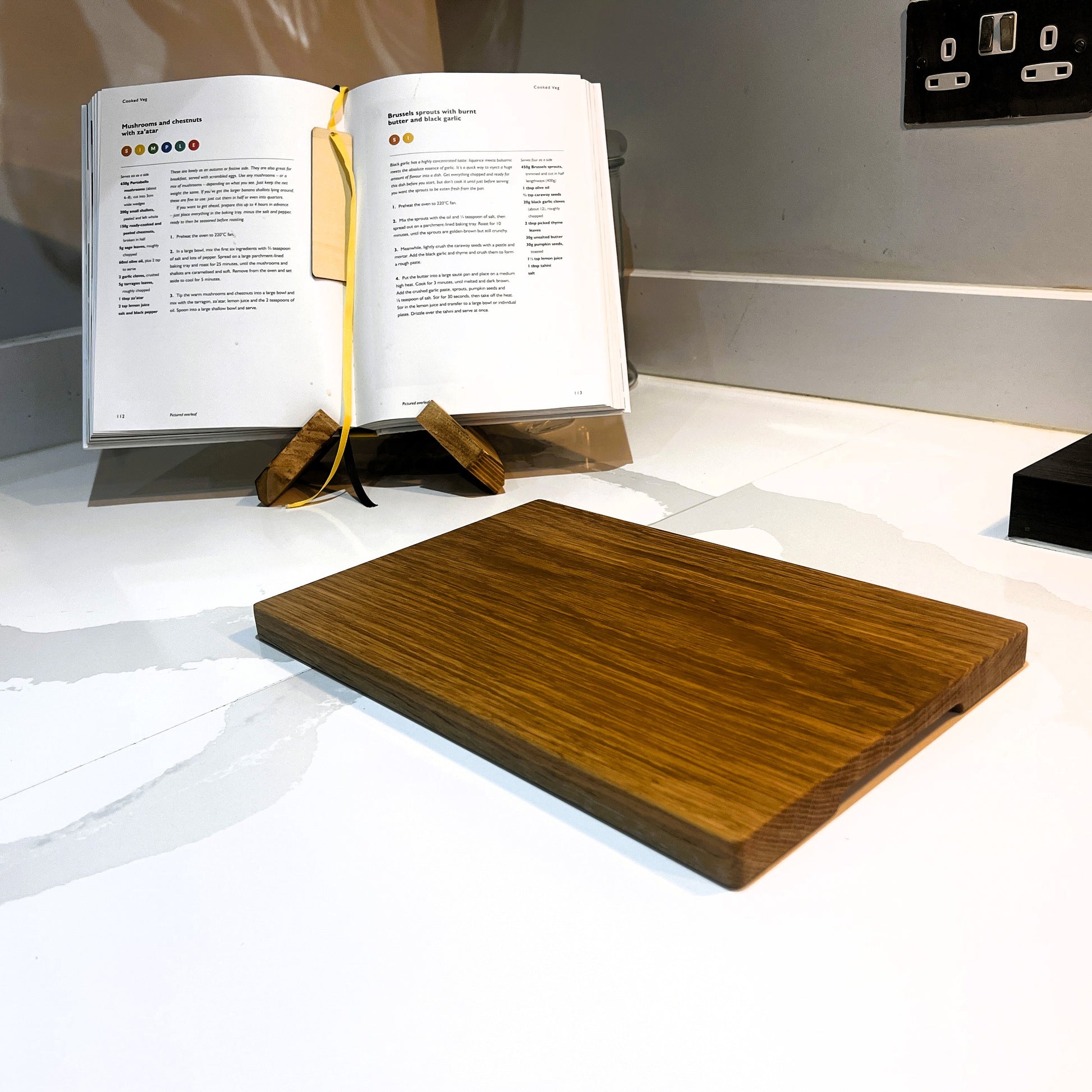 Small Oak Chopping Board | British Handcrafted | The Handy